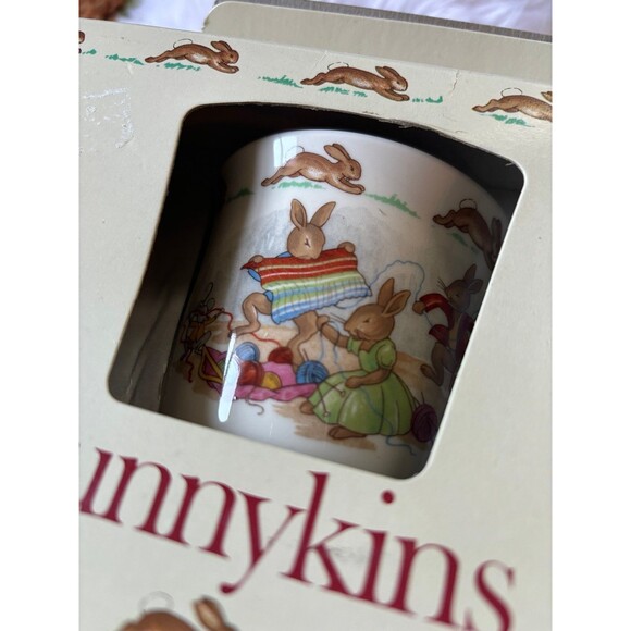 Bunnykins Royal Doulton set - Picture 2 of 8